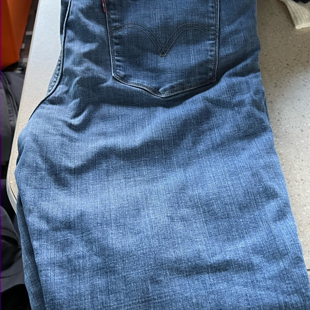 Levi's Women's Straight Leg Blue Jeans